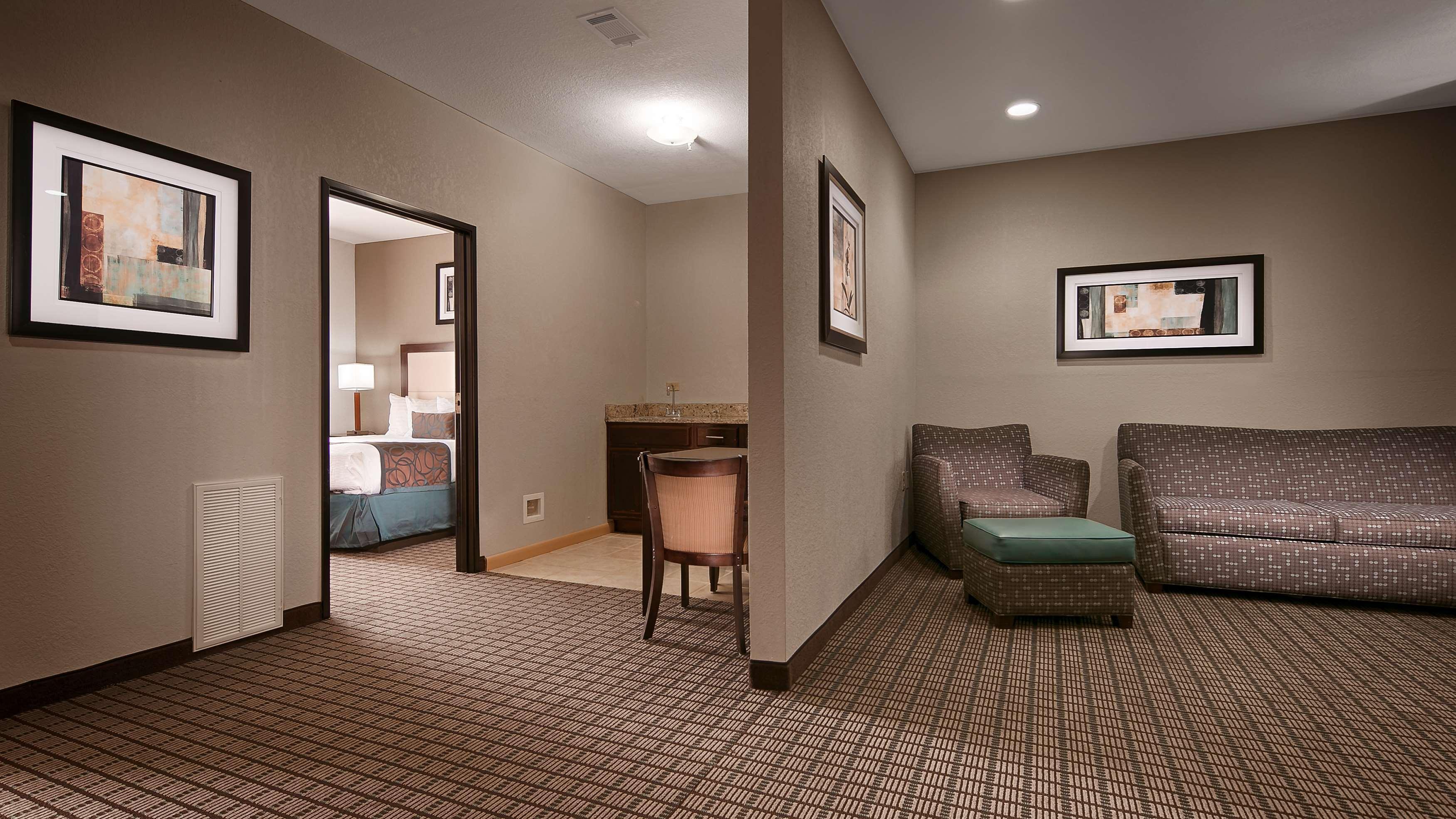 Best Western Plus - Magee Inn & Suites Eksteriør billede