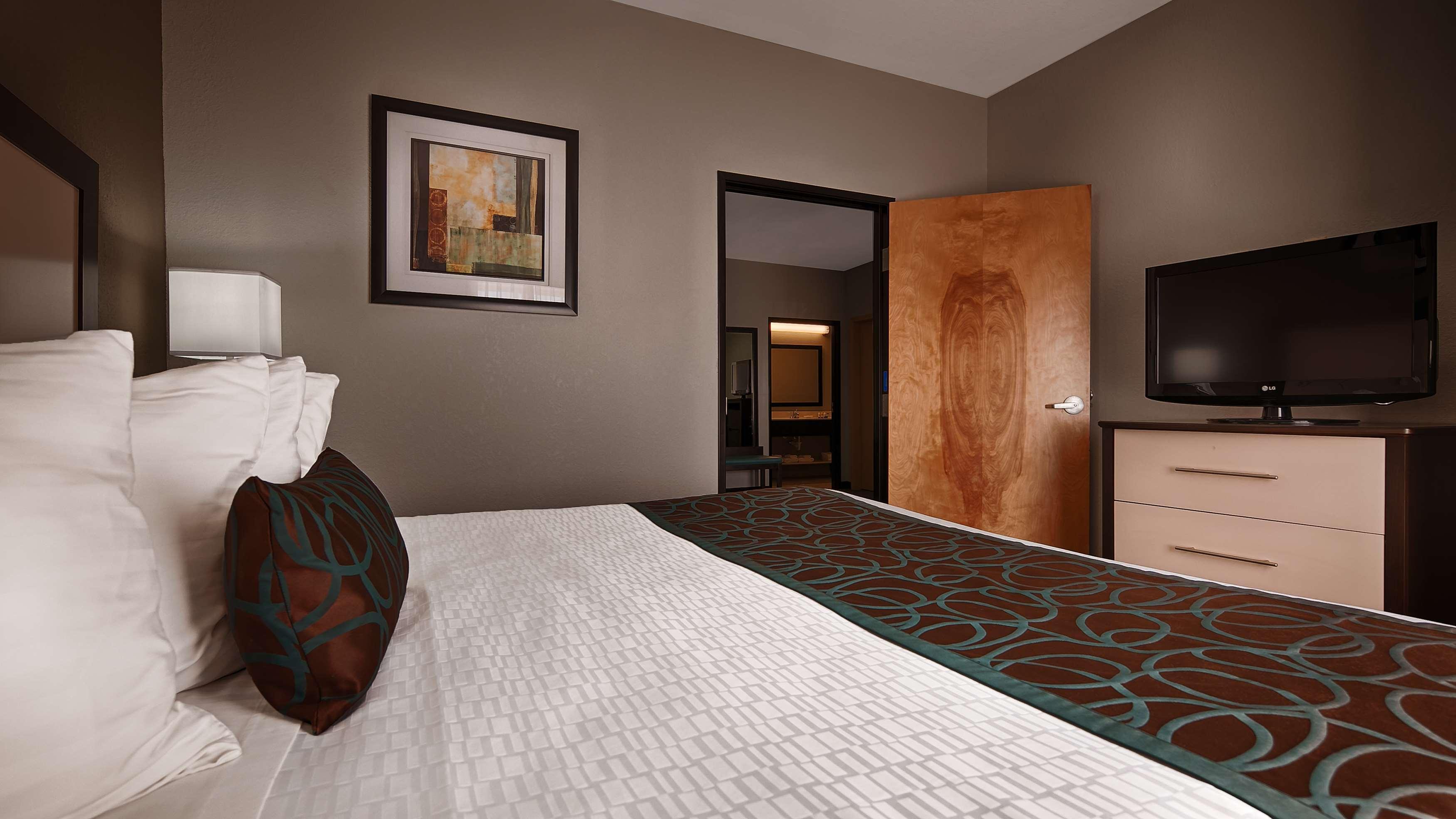 Best Western Plus - Magee Inn & Suites Eksteriør billede