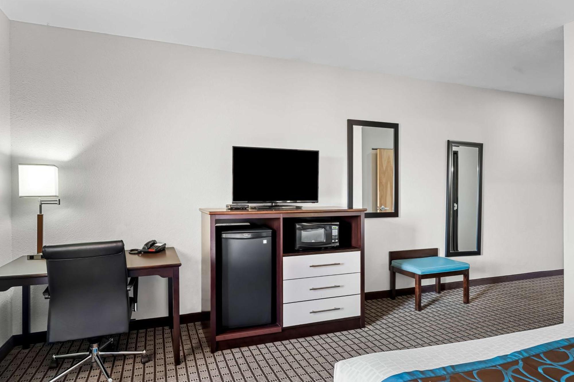 Best Western Plus - Magee Inn & Suites Eksteriør billede